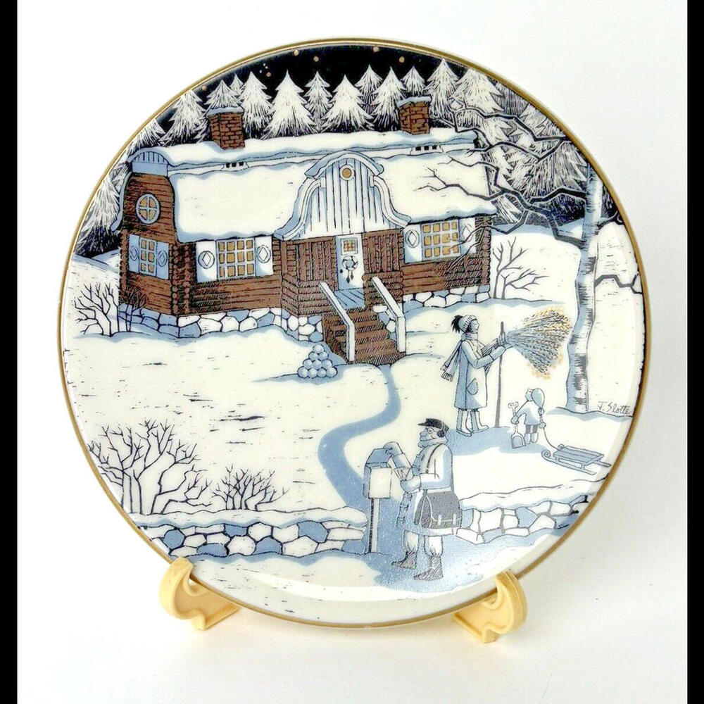 Vintage Arabia Finland Christmas Winter Scene Plate 5" Cottage Postman Snow - Picture 1 of 9